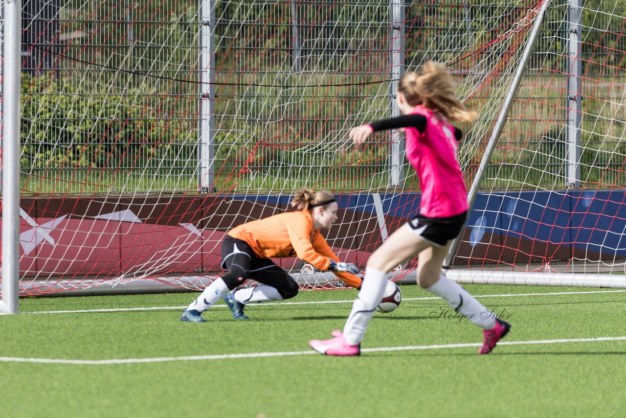 Bild 301 - wCJ Altona 93 - VfL Pinneberg : Ergebnis: 5:1